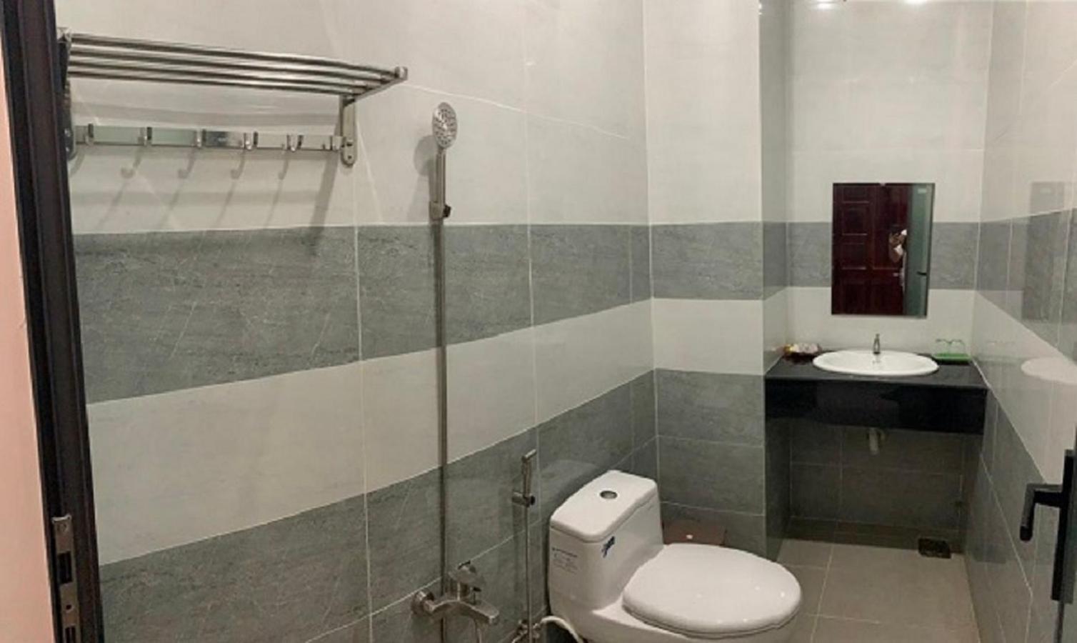 Khach San Hoang Kim Otel Bac Lieu Dış mekan fotoğraf